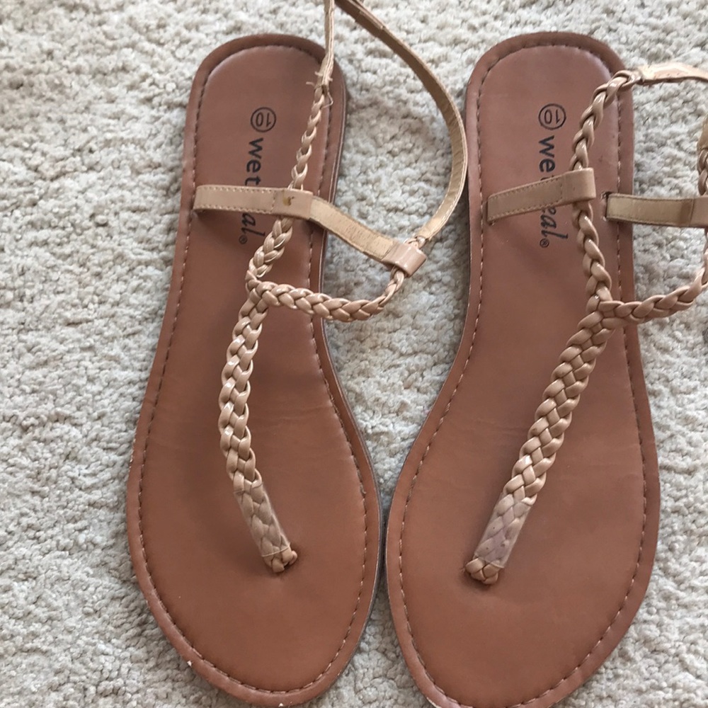 Nude sandal